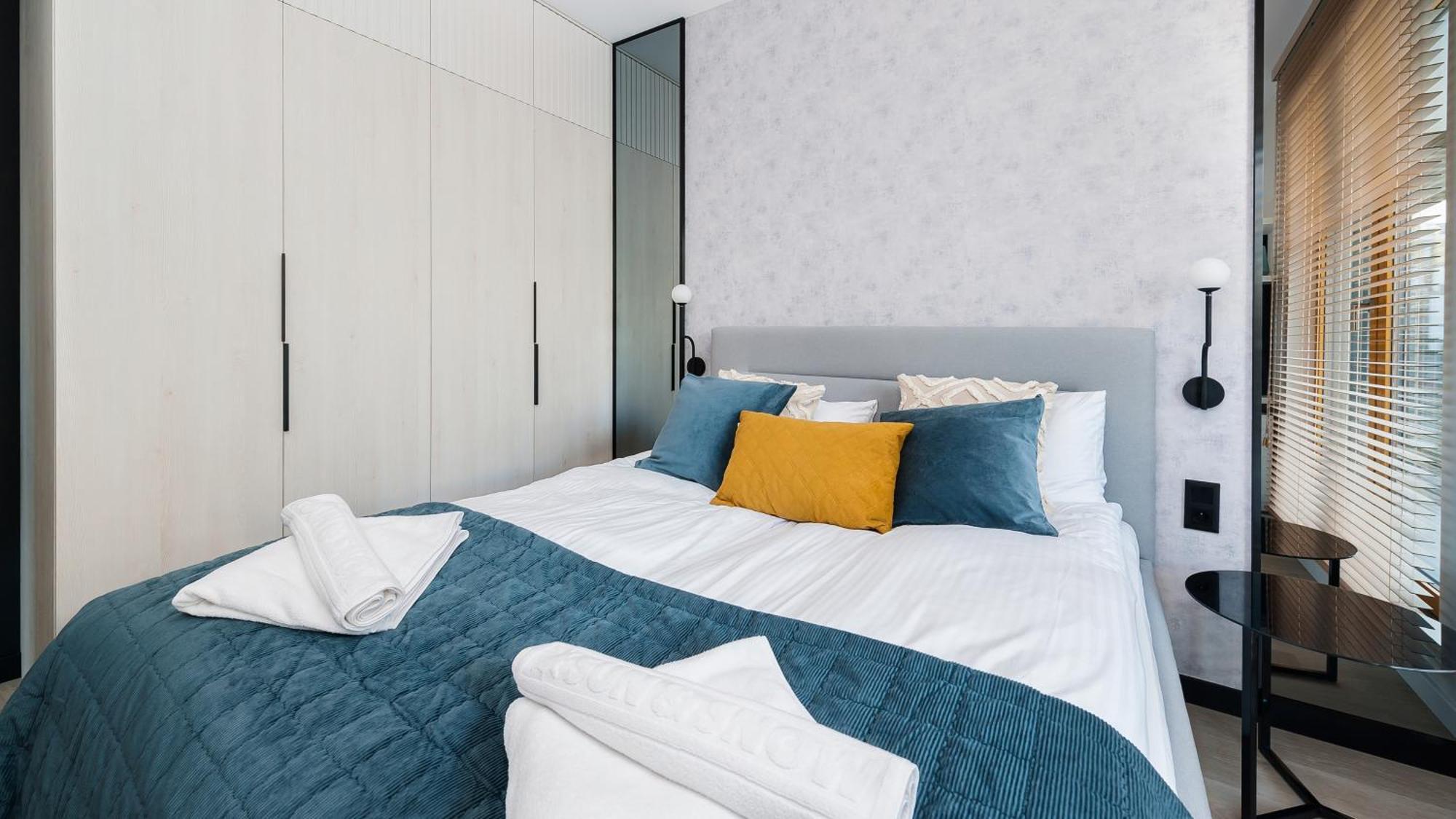 Premium In Novum City Center Near The Train Station By Sun & Snow Krakow Bagian luar foto